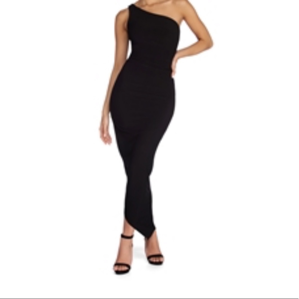 Black one should dress